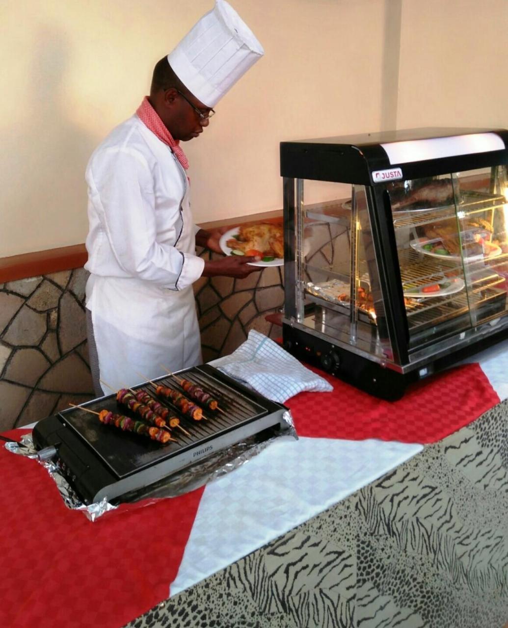 Isiolo Bomen Hotel מראה חיצוני תמונה