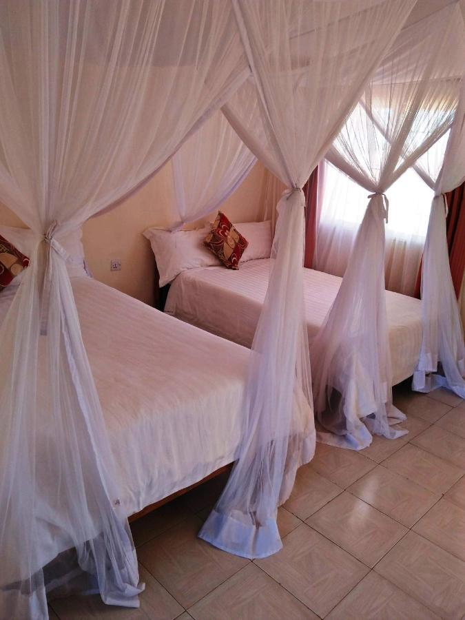 Isiolo Bomen Hotel מראה חיצוני תמונה
